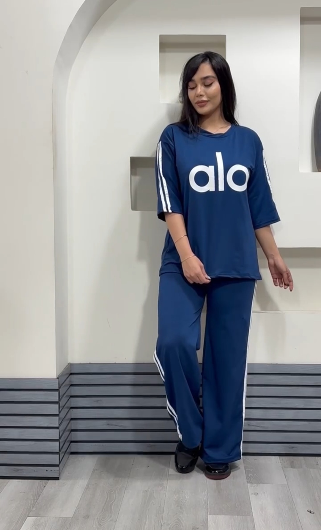 خرید تیشرت وشلوار زنانه alo